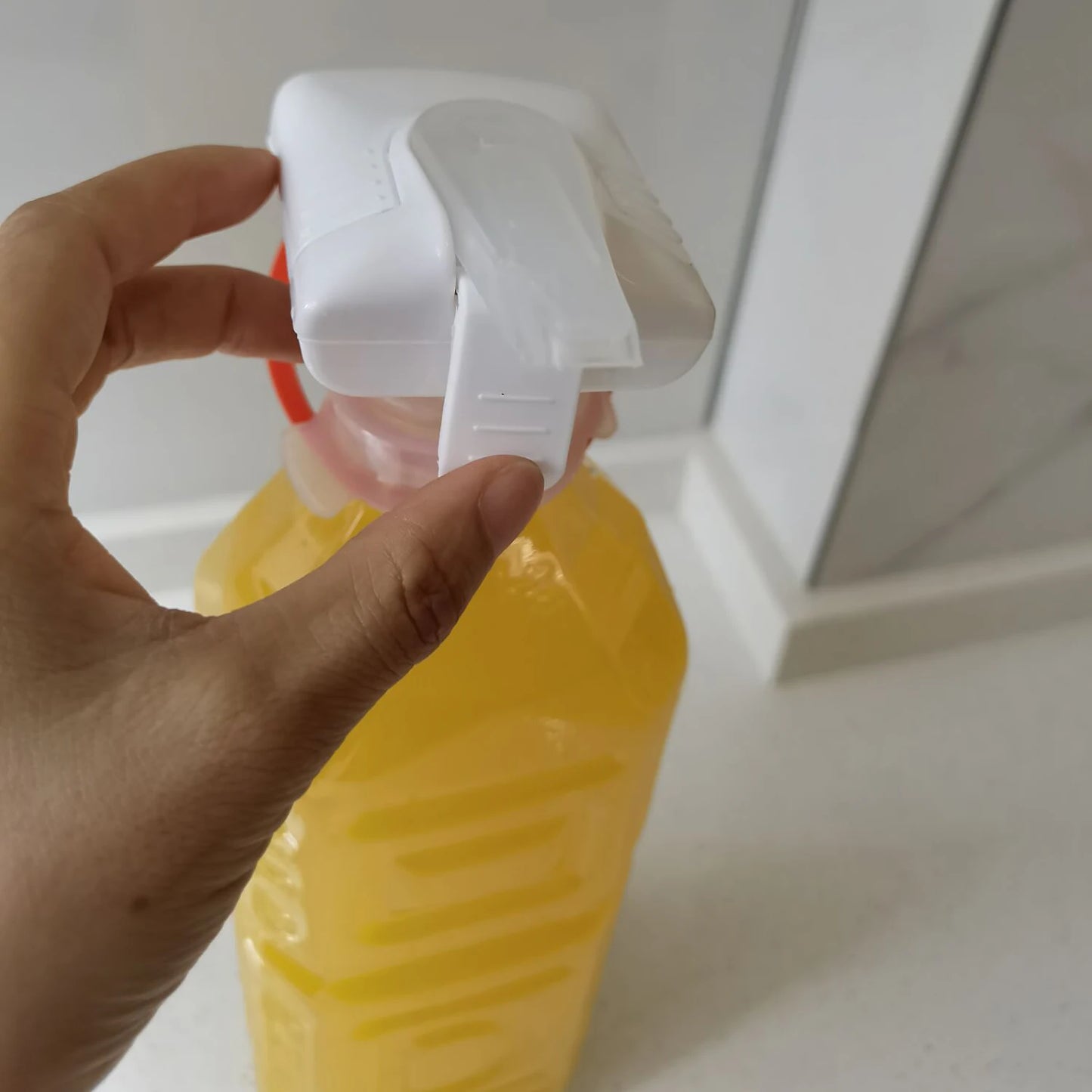 Electric beverage dispenser, Automatic beverage straw, Leak proof water pump DIY water dispenser, Kitchen gadgets