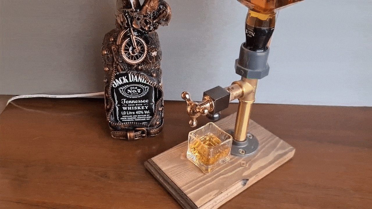 Wooden Liquor Dispenser Whiskey Cocktail Alcohol Faucet Drink Dispenser Station Beverage Wine Racks Bar Party Carnival Tools
