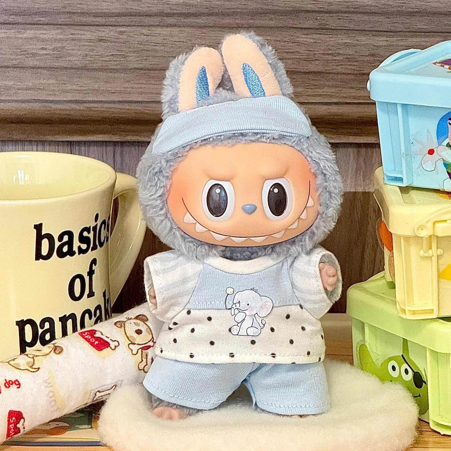 Labubu 17cm Macaron Designers Shoes and Luxury Clothes Fast Shipping Cute Fashion Doll with Original Accessories Dropshipping