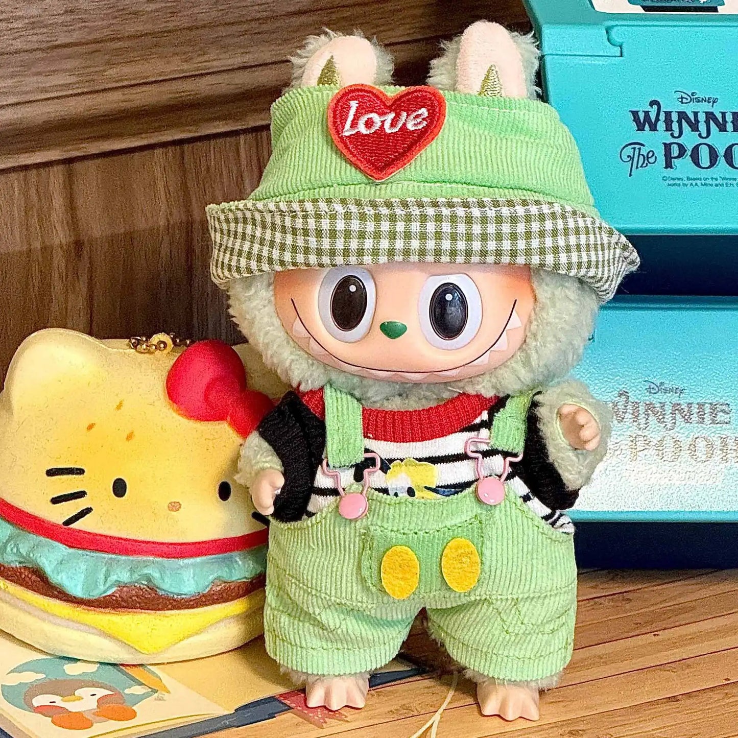Labubu 17cm Macaron Designers Shoes and Luxury Clothes Fast Shipping Cute Fashion Doll with Original Accessories Dropshipping