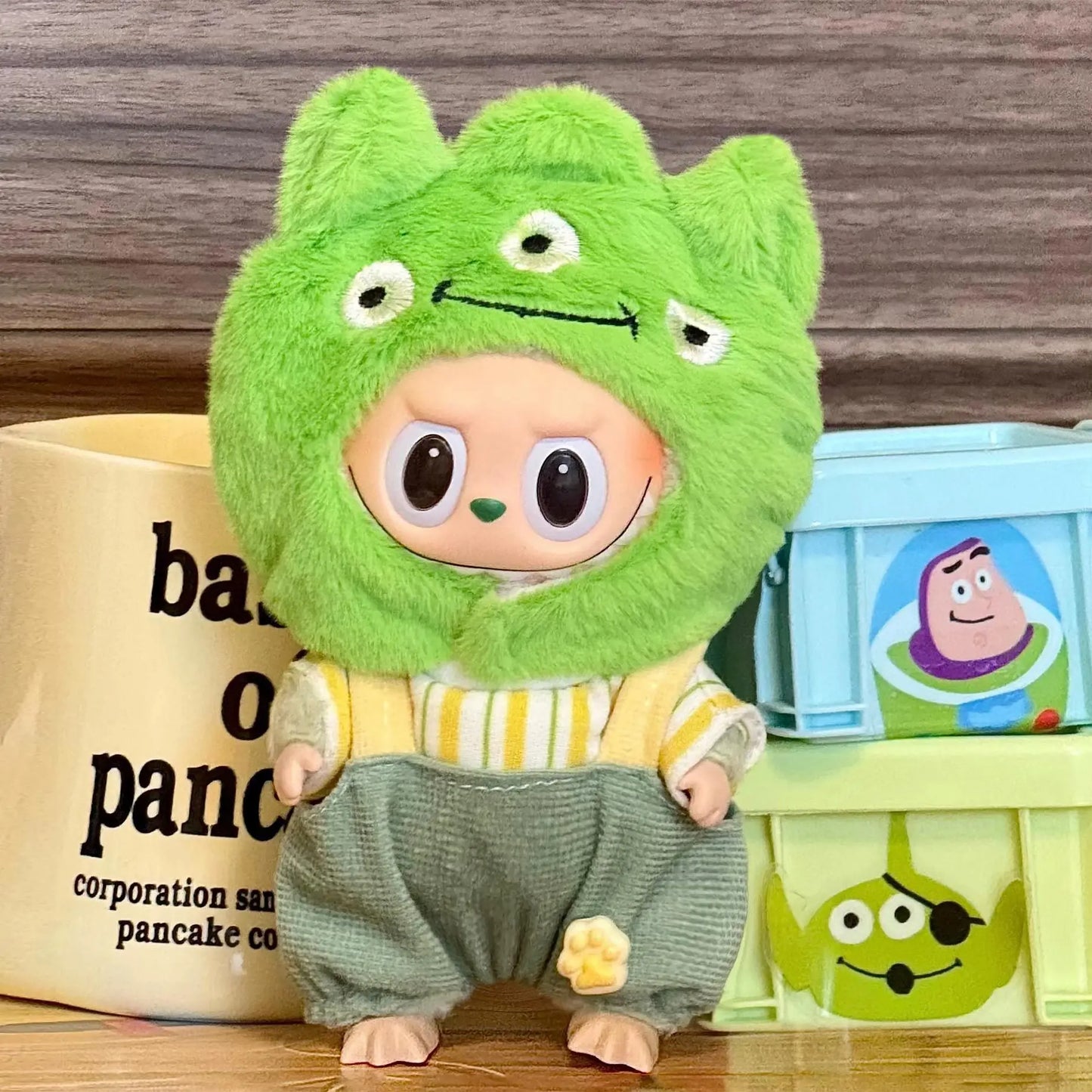 Labubu 17cm Macaron Designers Shoes and Luxury Clothes Fast Shipping Cute Fashion Doll with Original Accessories Dropshipping